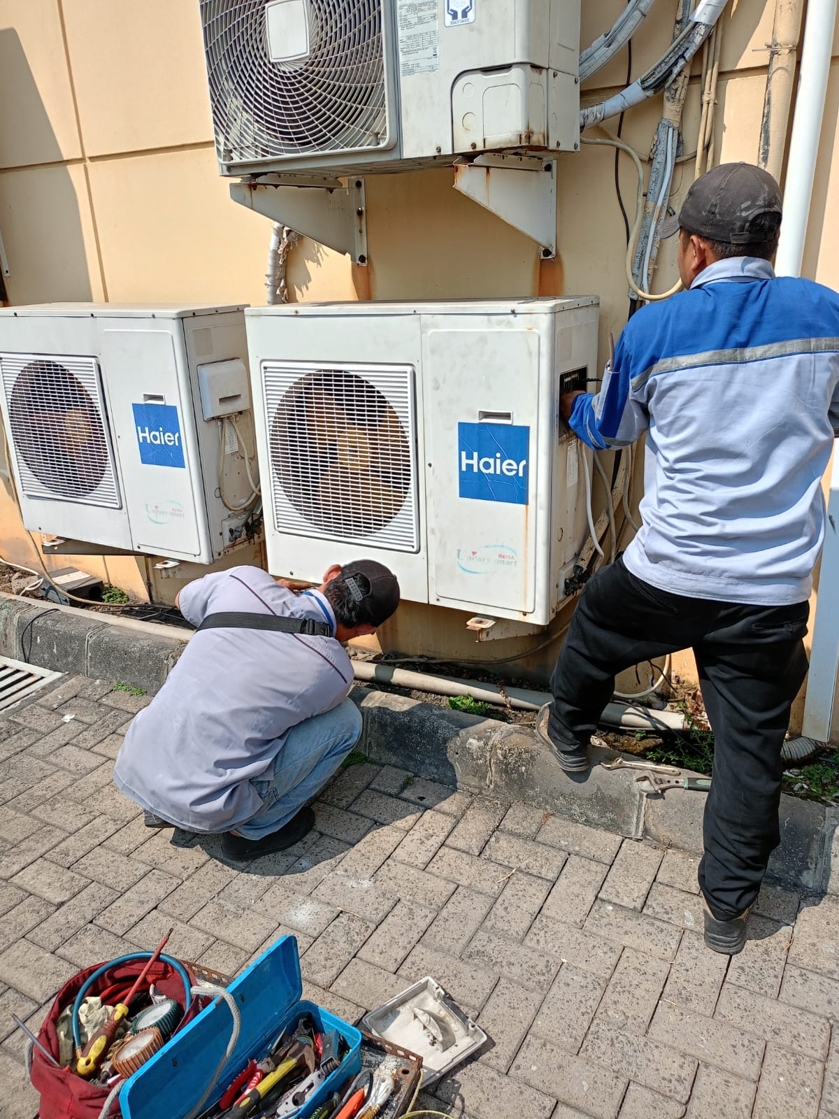 Maintenance Outdoor